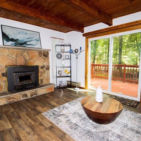 Entire 3 Bedroom Adventure Chalet, Near The Best Of The Poconos Ийст Страудсбърг Екстериор снимка