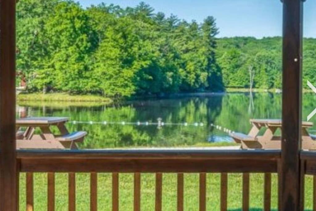 Entire 3 Bedroom Adventure Chalet, Near The Best Of The Poconos Ийст Страудсбърг Екстериор снимка